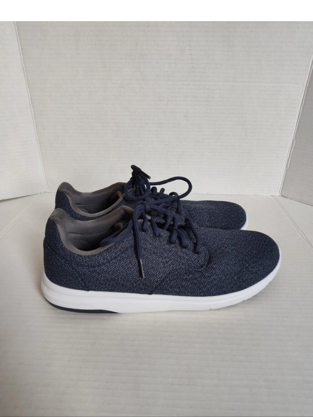 Travis Mathew The Daily II Knit Shoe Mens Size 9.5 Blue #1MAA221 Lace up Sneaker